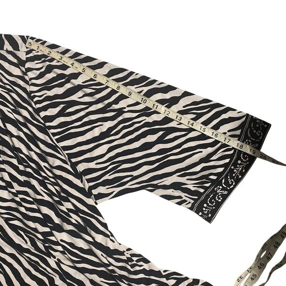 Maggie Barnes Women’s Plus Size Shirt Black & White Zebra Print Size 5X 34/36w - Picture 10 of 16